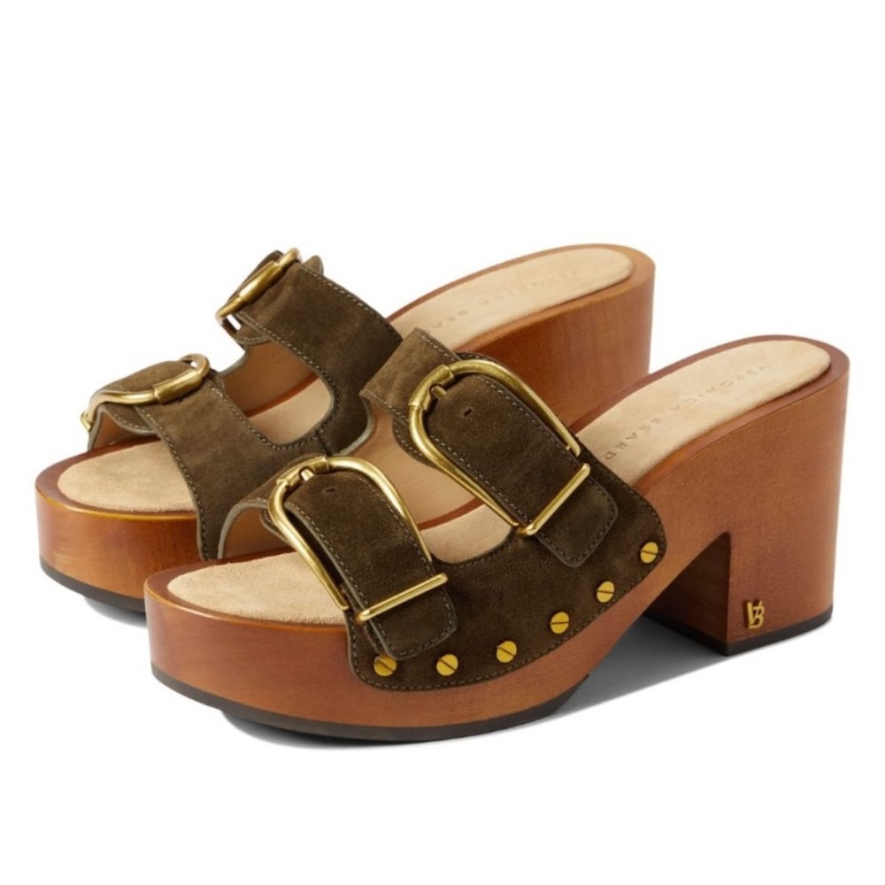 Never worn!! Veronica Beard Clog in Olive